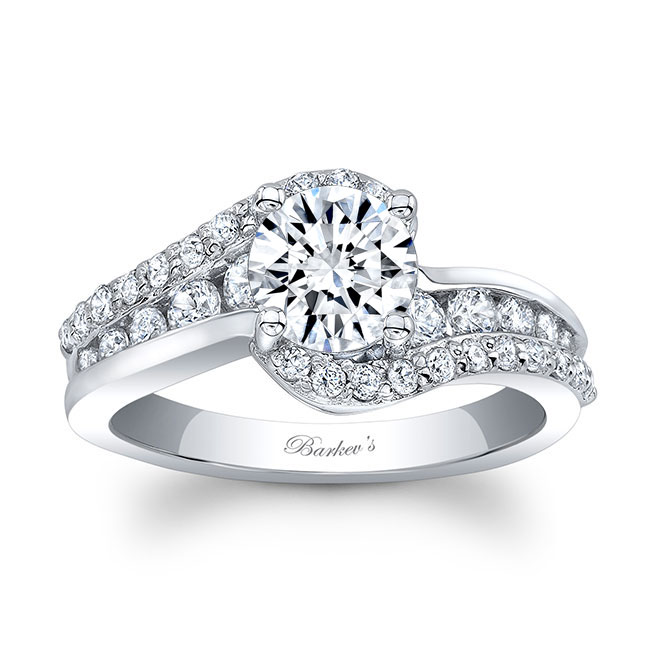 Curved Lab Grown Diamond Engagement Ring