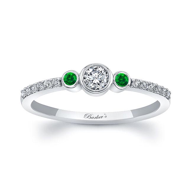 Mia Three Stone Emerald Diamond Promise Ring Mia Three Stone Emerald Diamond Promise Ring